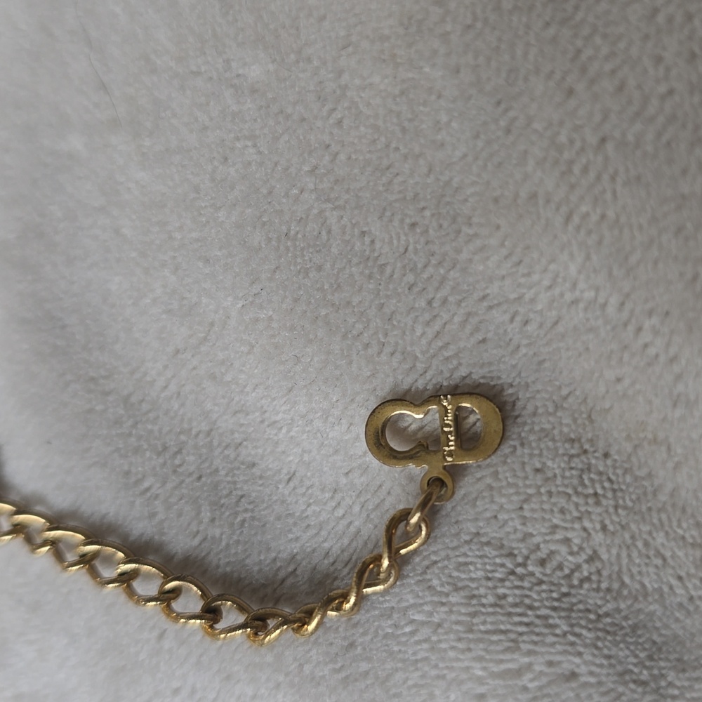 Dior Elegant Gold and Black Vintage Pendant Necklace - Picture 4 of 5